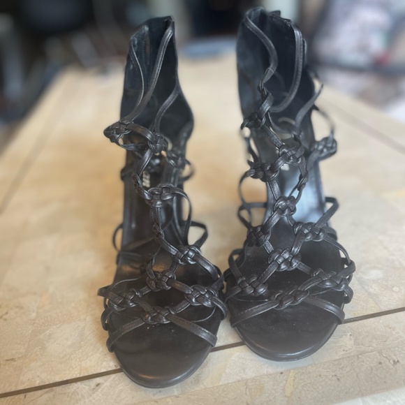 Black Delman Knotted Zip-Up Heels, Size US Women's 6 - Picture 6 of 8